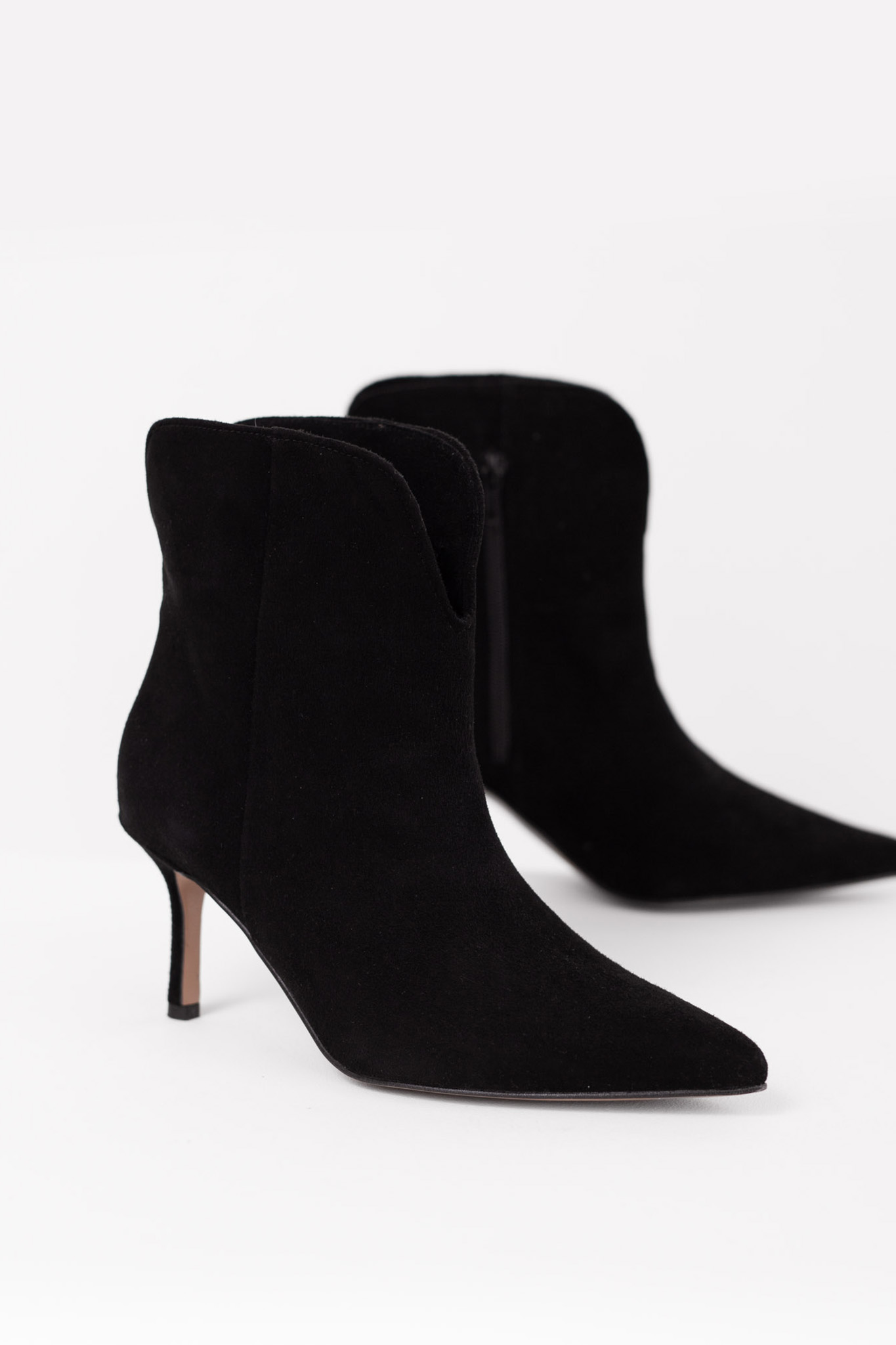 5b400764a0644cc89bf55c663de7ea48