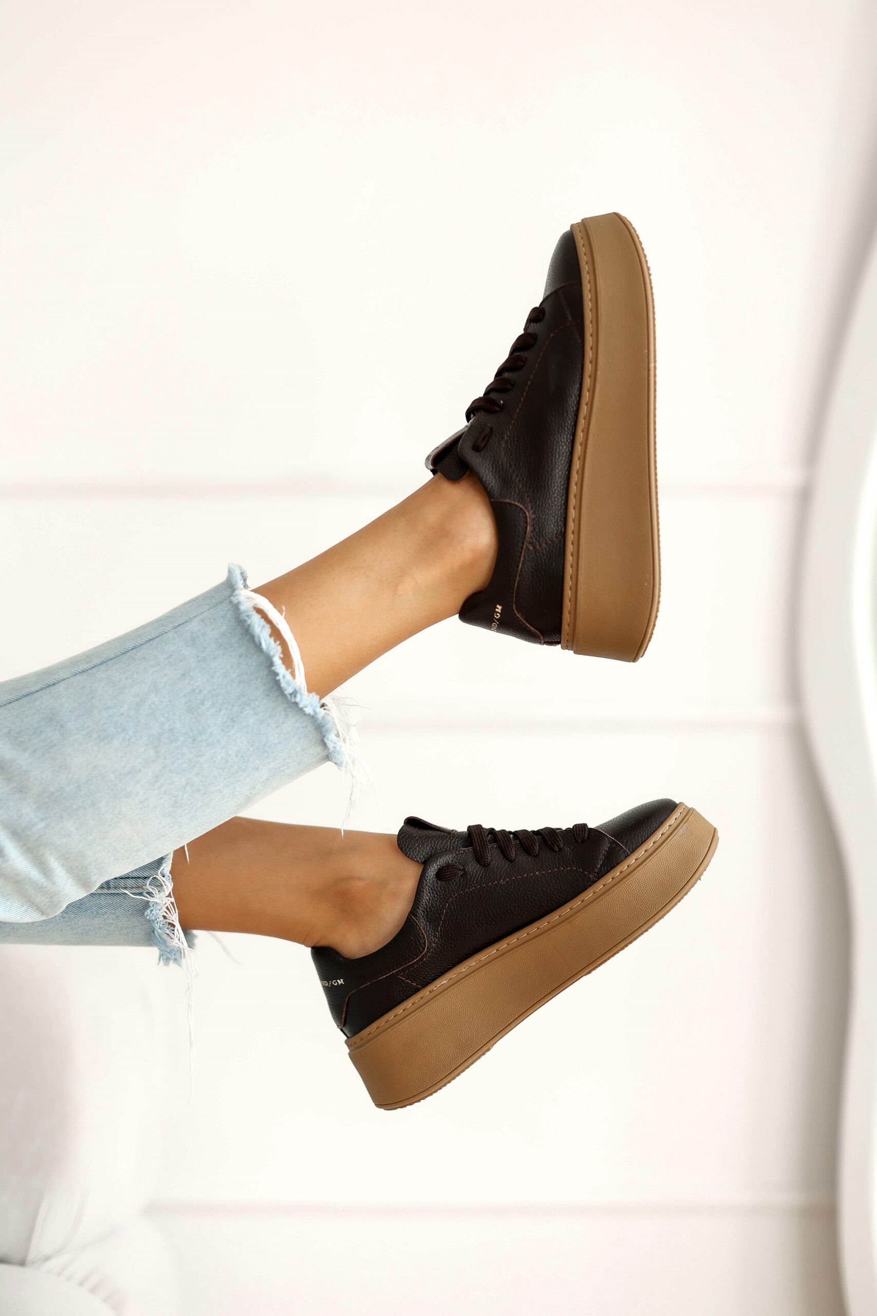 32d221a5295af52d89c35895c972a975