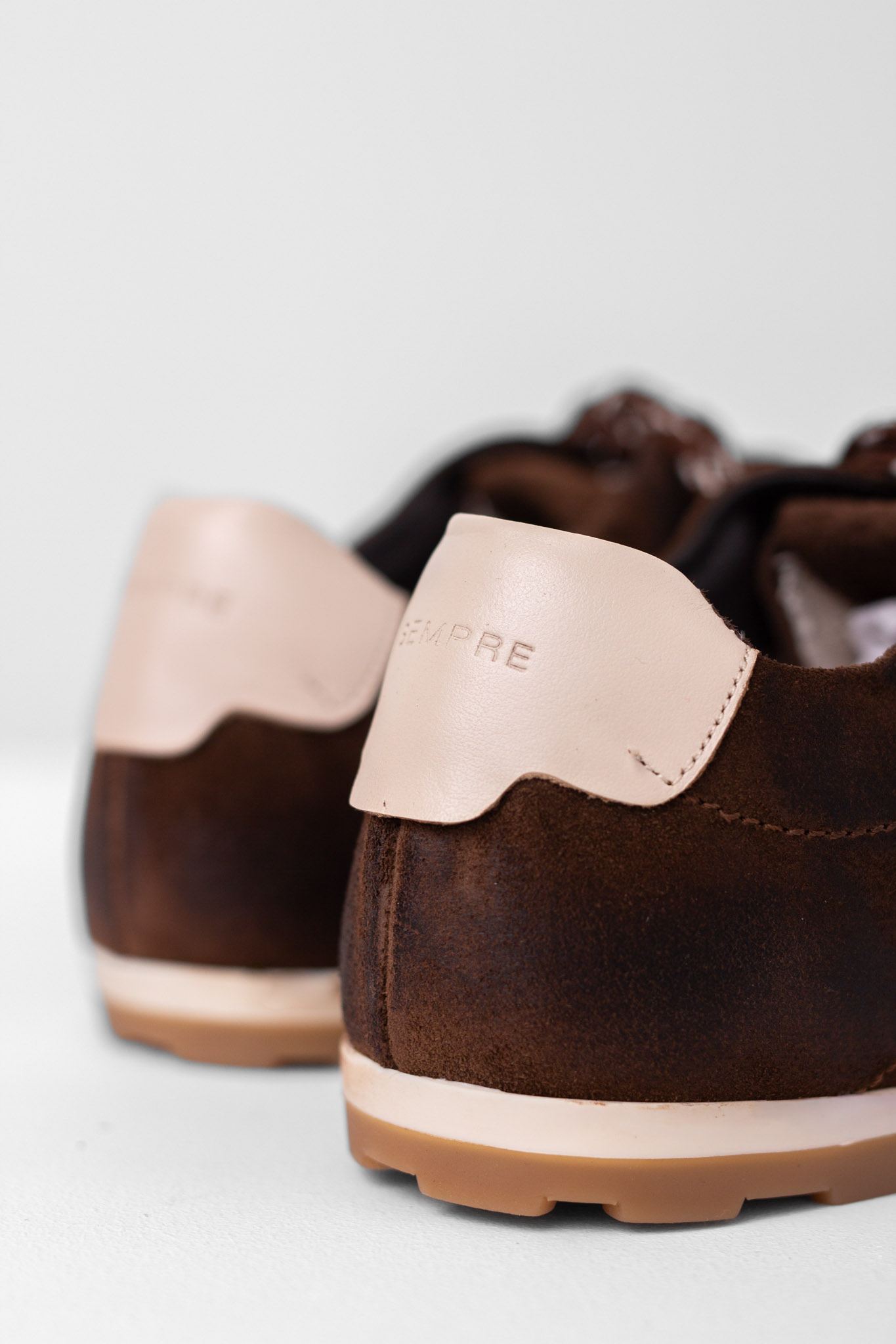 7a26687b4f5594767e612c43dc09c3f7