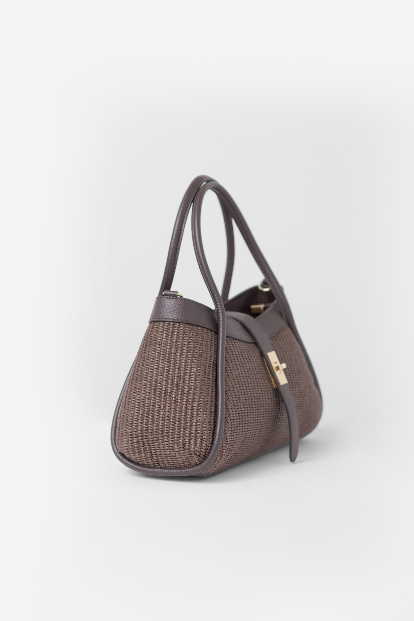 5a01682ad40e061d8213ba744d694ef1