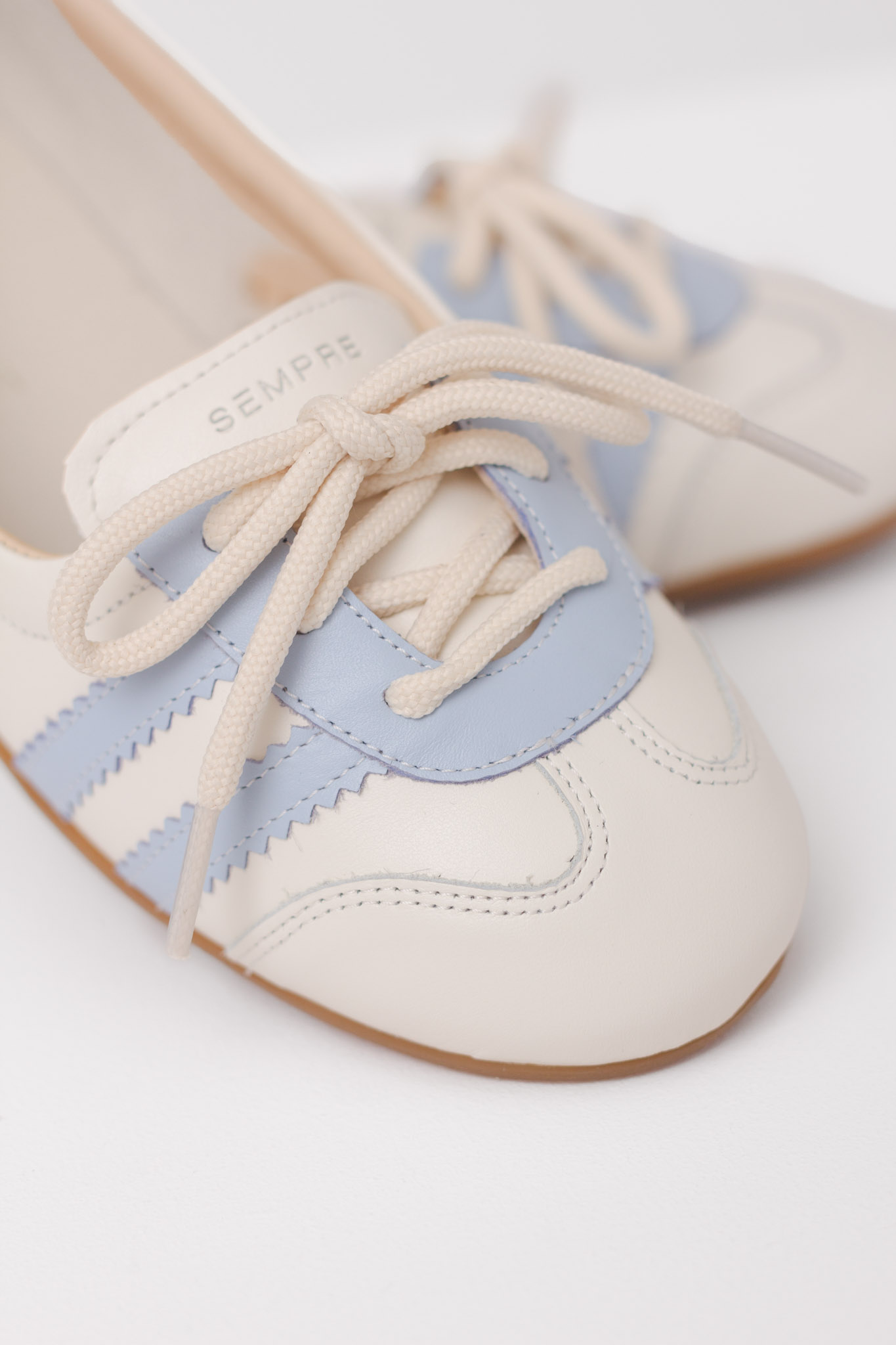 043ff9bf168b52d7cf726bfeb016b866