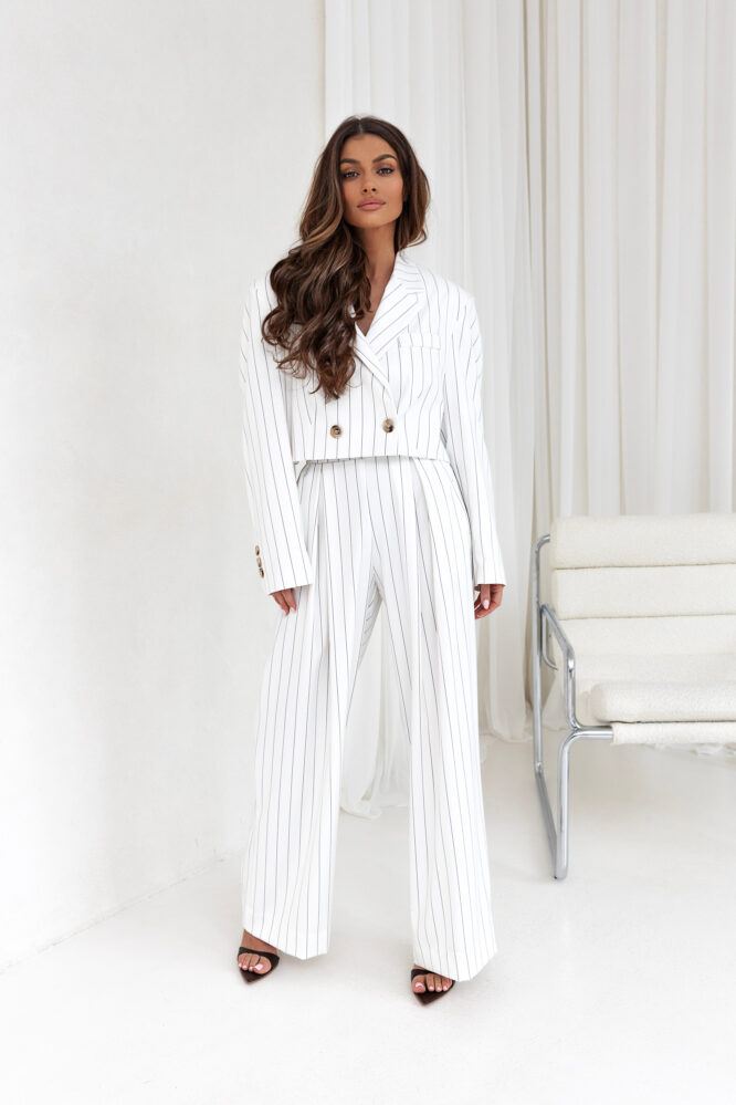 DEMI suit White