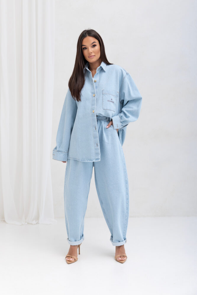 JEANS Baby blue shirt