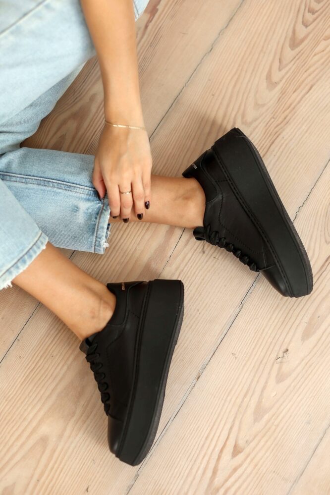 BRIGITTE Shoes Black