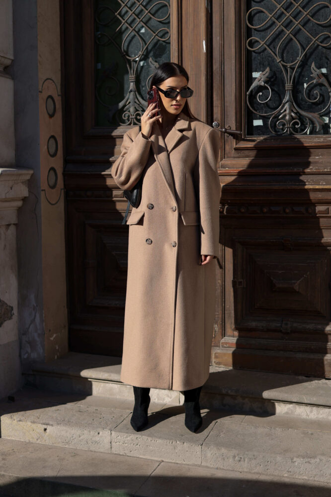 AMBER Camellia Coat