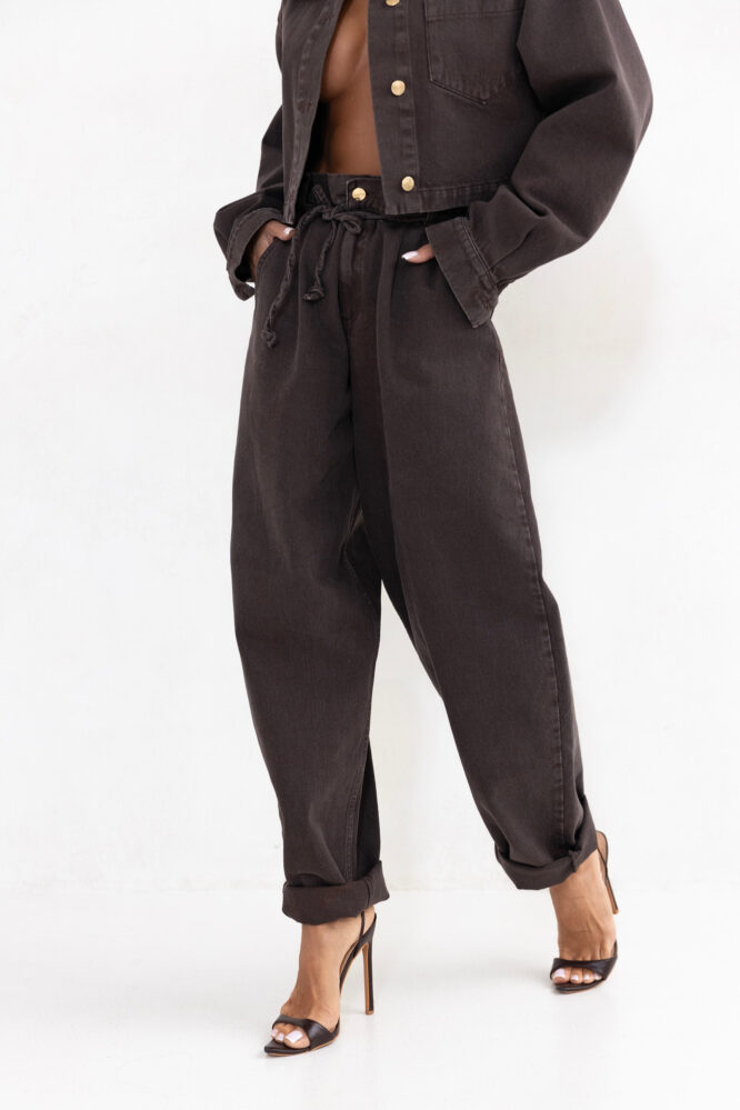 Chocolate Oversized Cotton Jeans