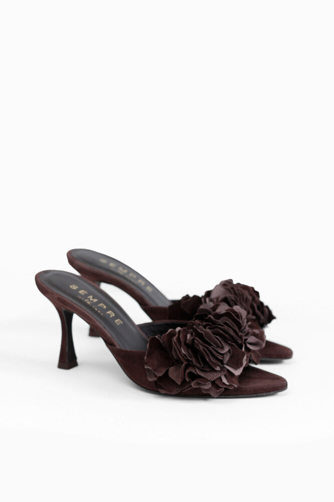 ARKADIA Chocolate flip-flops