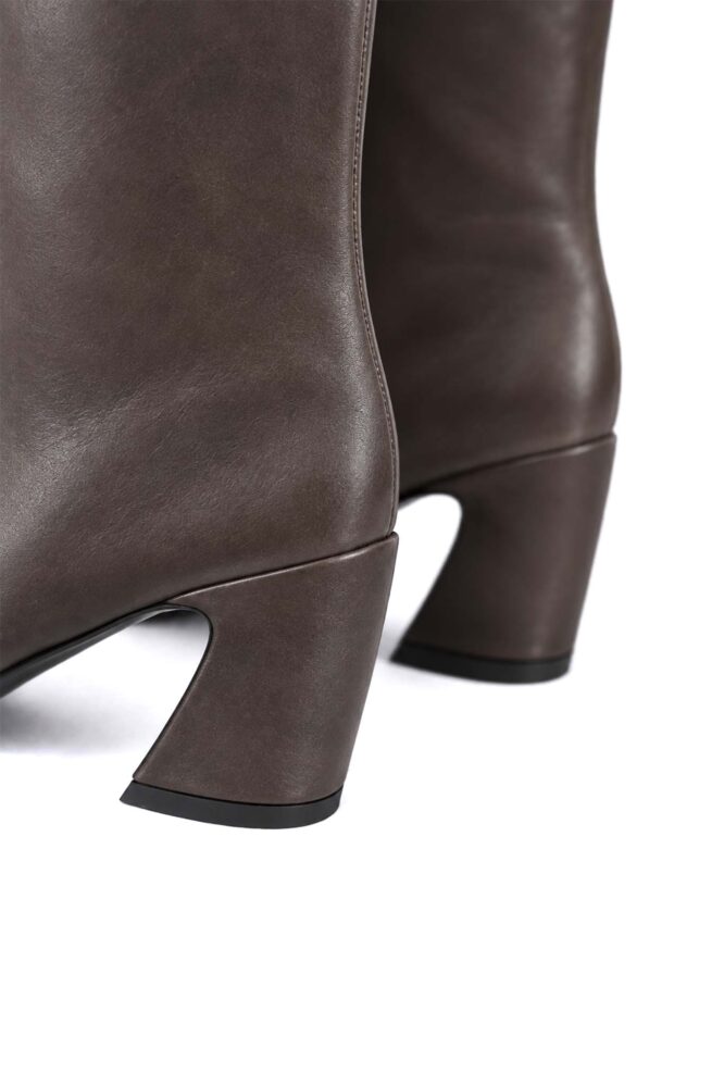 Boots TOMZI Brown face